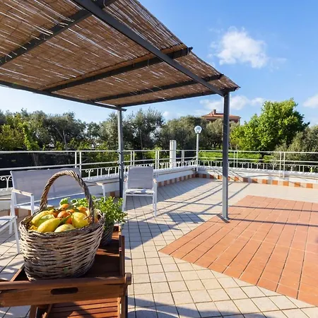 Estate4home - Louise Villa Sorrento