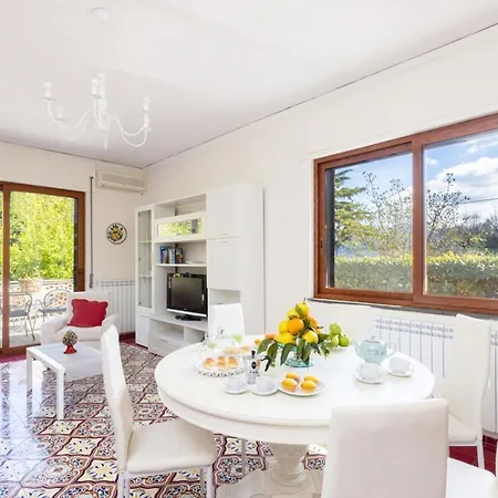 Estate4home - Louise סורנטו